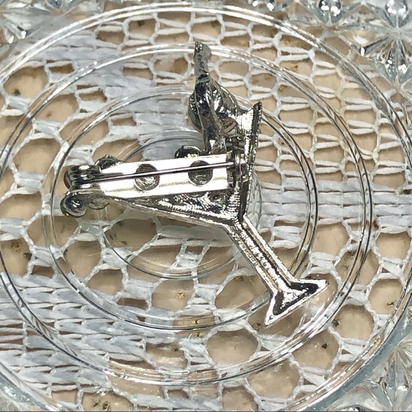 MARTINI Brooch Pin Silver Tone Red Green Clear Rhinestones 1” - Picture 3 of 5